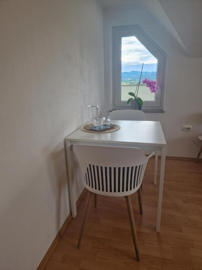Green House Apartment ピフカ エクステリア 写真