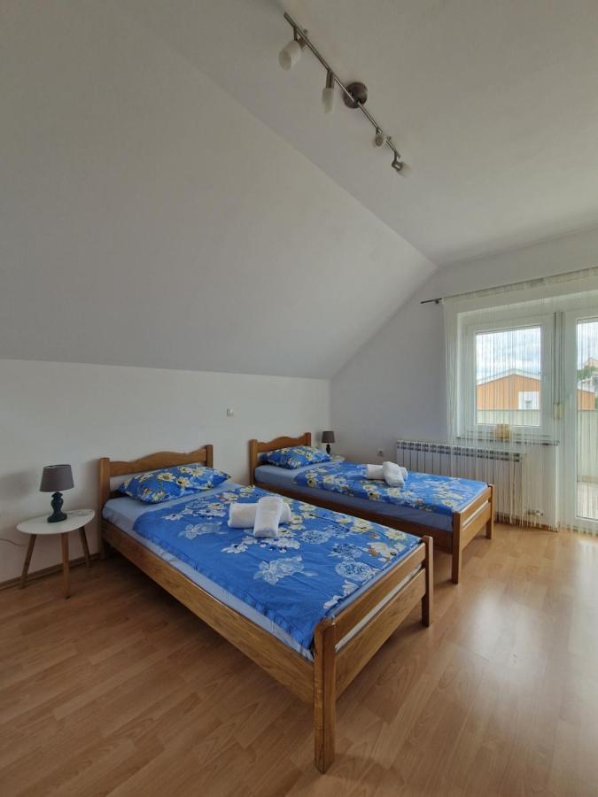 Green House Apartment ピフカ エクステリア 写真