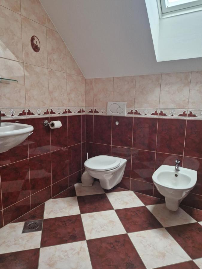Green House Apartment ピフカ エクステリア 写真